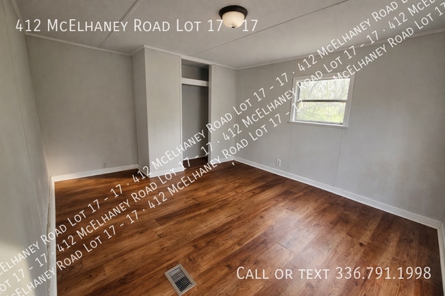 Building Photo - 412 McElhaney Rd