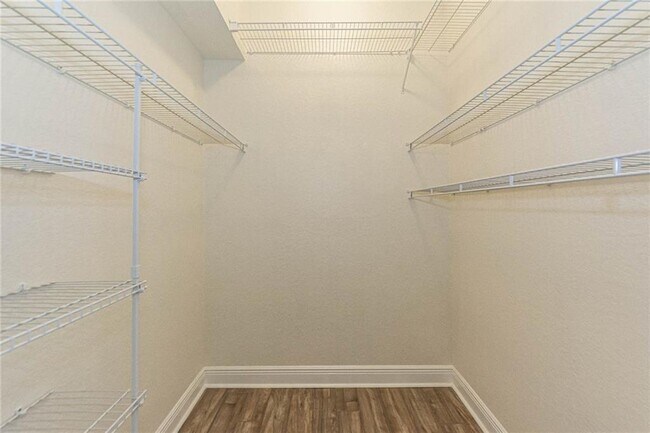 Building Photo - 5952 Spanish River Rd