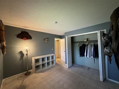 Building Photo - "Charming 3-Bed Home with Hardwood Floors & Finished Basement in St. Louis Park!"