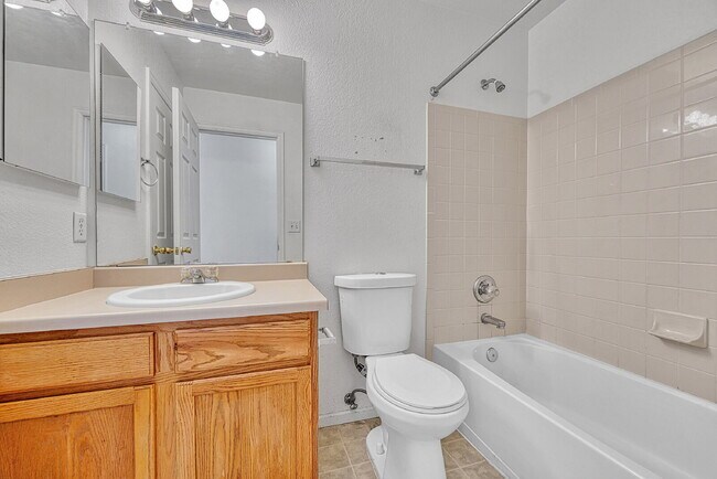 Building Photo - $2,795.00, 4-bed, 3-bath, 2175 sq ft ranch...