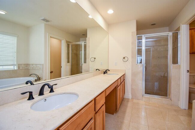 Building Photo - 2612 Starboard Point Dr