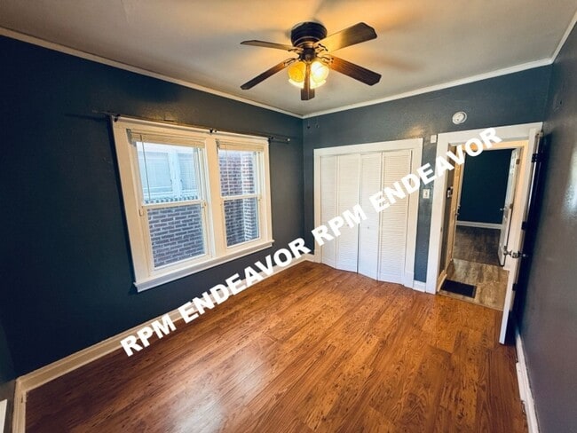 Building Photo - Move-In Ready 2-Bedroom Home with Fenced Yard in Quiet Neighborhood