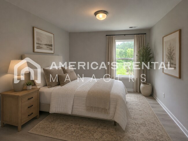 Building Photo - Modern Living in Brookwood Station!