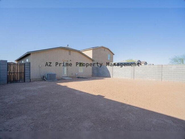 Building Photo - 225 W Dewey Ave
