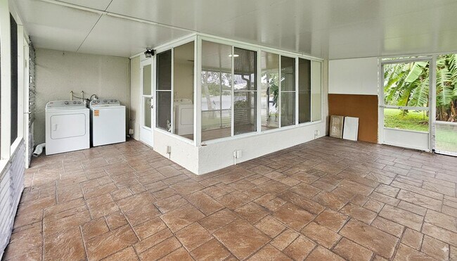 Building Photo - 3633 Rock Royal Dr