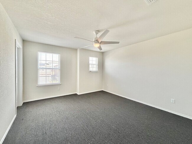Building Photo - Beautiful two story home with flex space a...