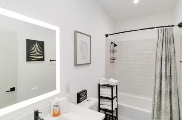 Building Photo - 1540 Westview Court Dr