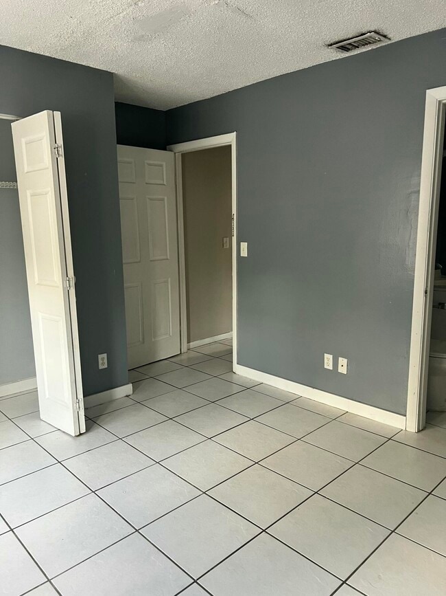 Building Photo - 5154 Breckenridge Pl