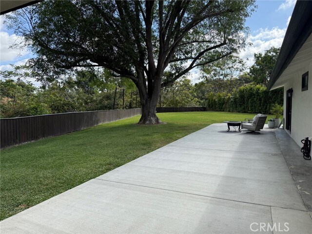 Building Photo - 1530 Robin Way