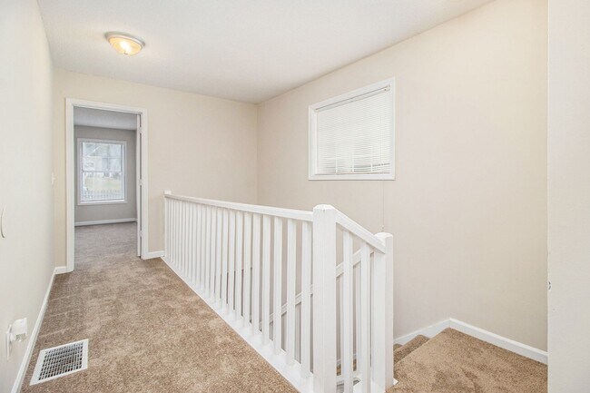Building Photo - 3499 Lehigh Way