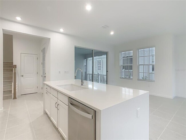 Building Photo - 2402 Celebration Blvd