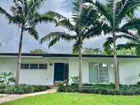 Building Photo - 5801 SW 100th St