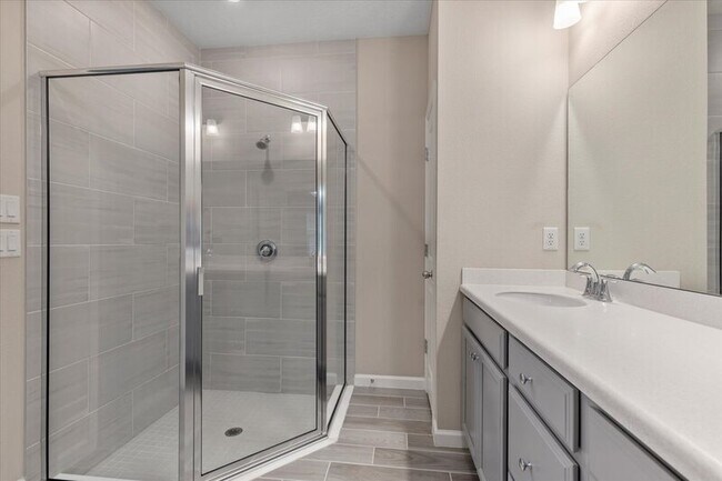 Building Photo - 1719 Amberly Dr