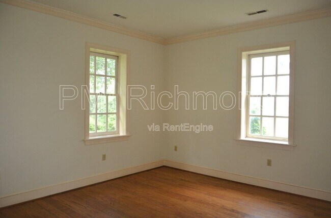 Building Photo - 9850 Old Sweet Hall Ferry Rd