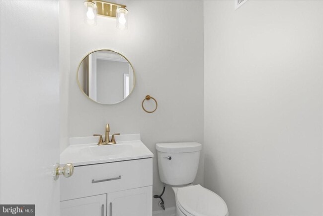 Building Photo - 4635 Linmar Ct