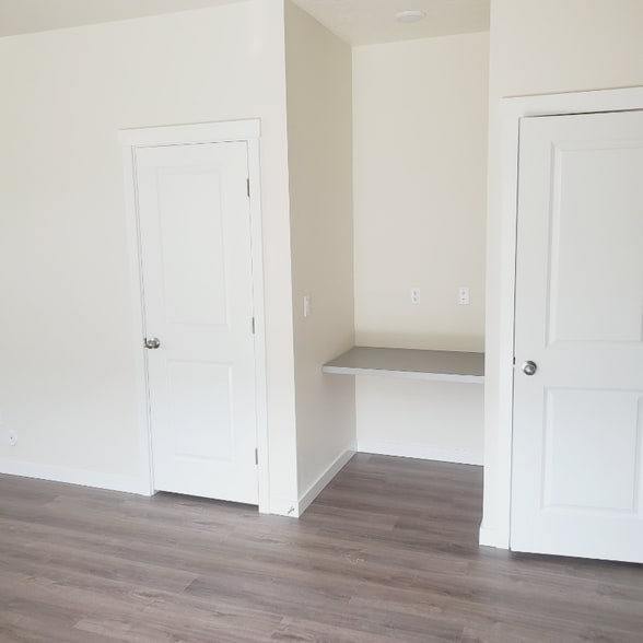 Building Photo - 2326 Spice Loop