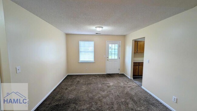 Building Photo - 1460 Flo Zechman Dr