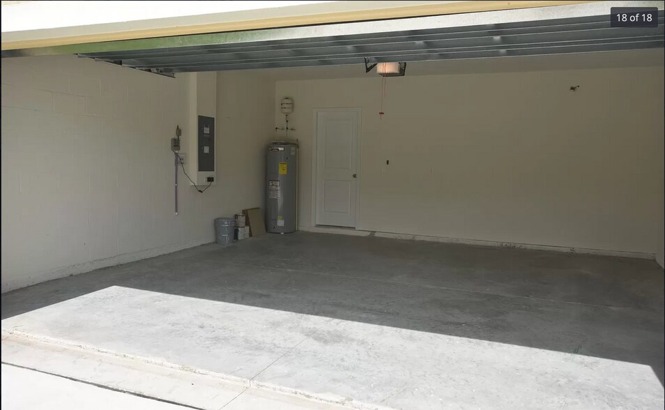 Building Photo - 1014 Ashentree Dr