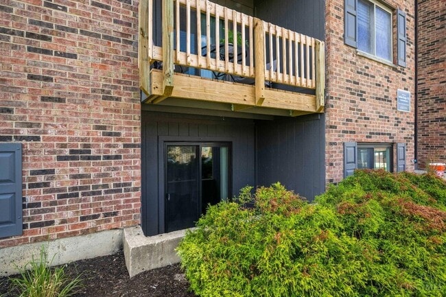 Building Photo - 5087 Tri County View Dr