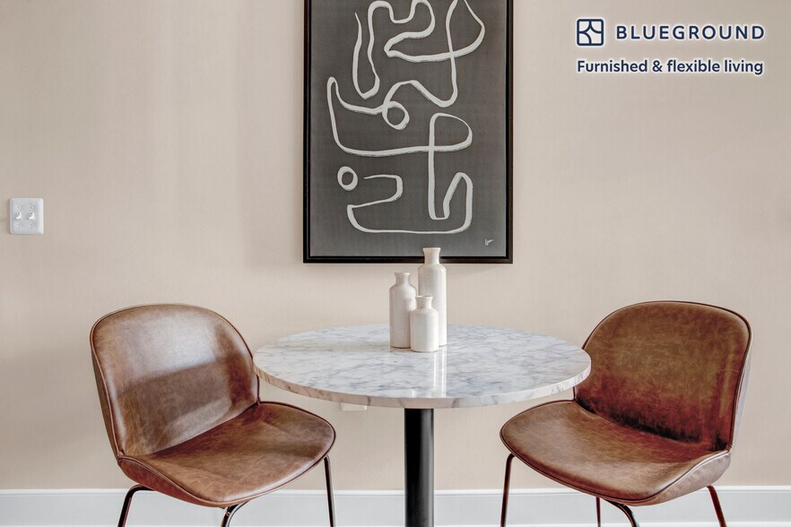 Building Photo - 425 L St NW