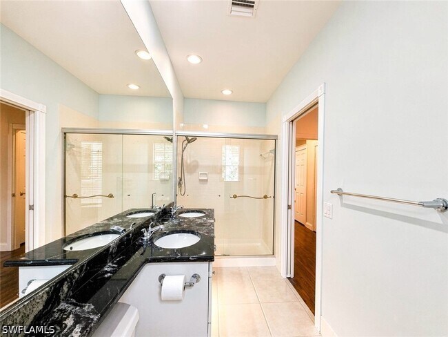 Building Photo - 28667 Alessandria Cir
