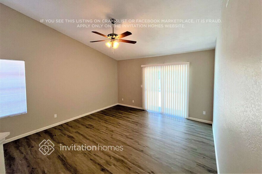 Building Photo - 3856 E Acoma Dr