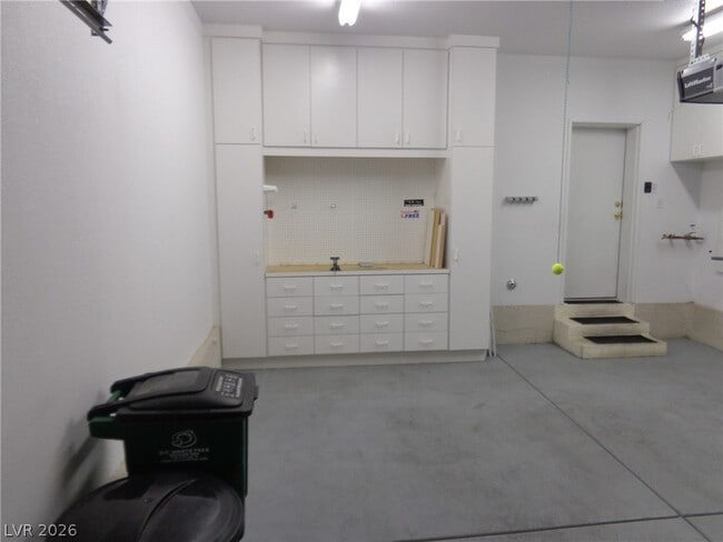 Building Photo - 103 Topsail Dr