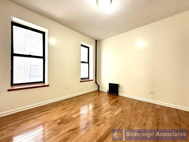 Building Photo - 610 W 150th St