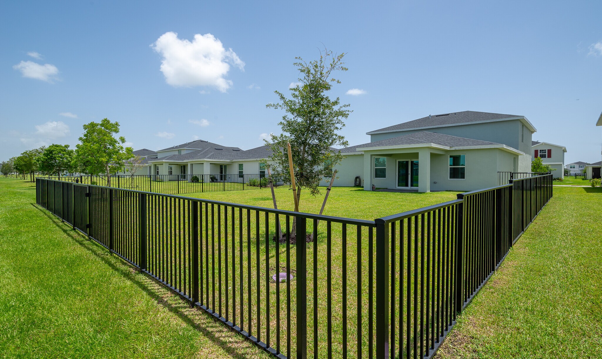 Building Photo - 6378 NW Windwood Way