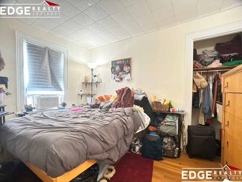 Building Photo - 115 Lanark Rd