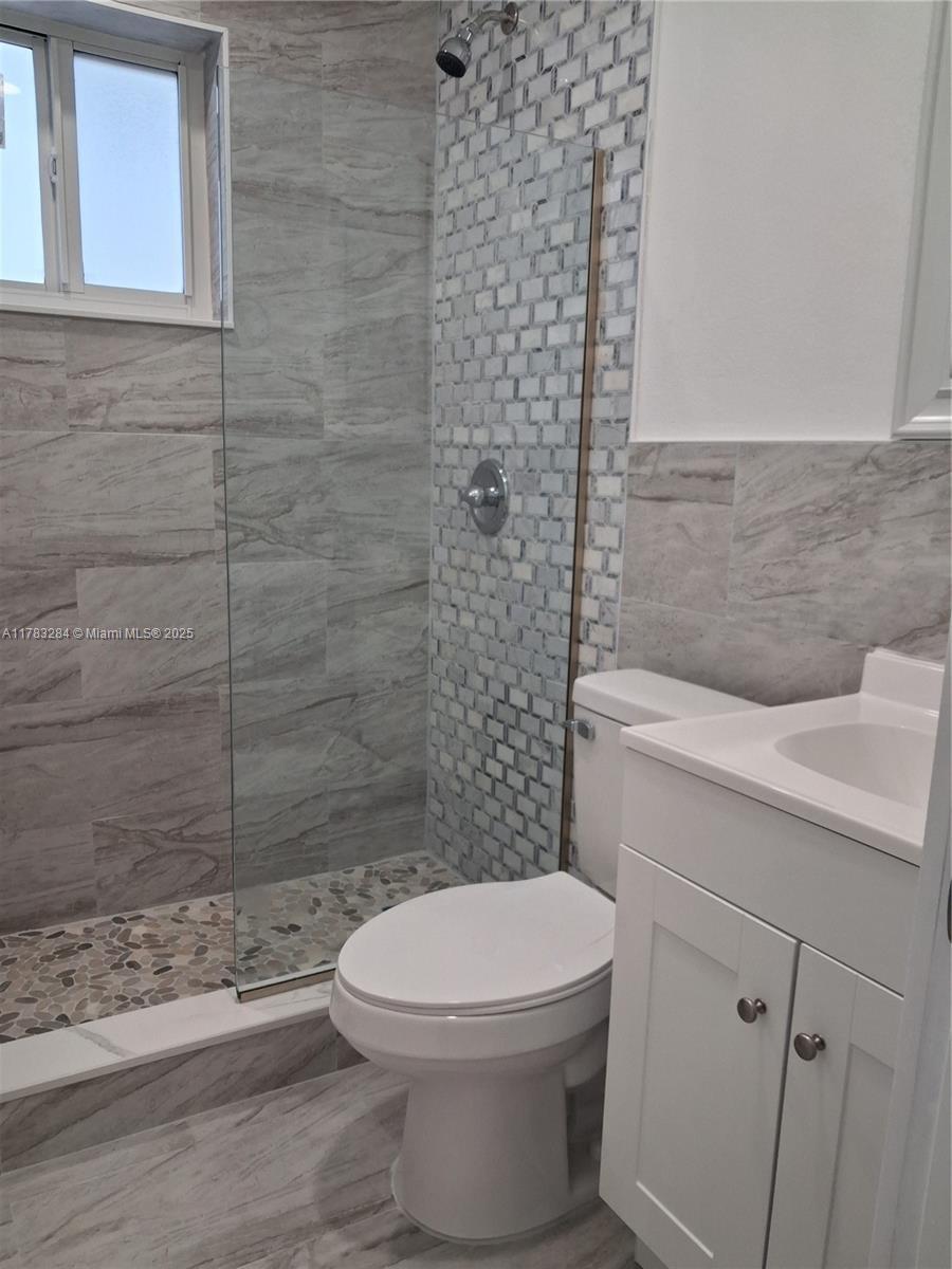 Building Photo - 2155 SW 72nd Ave