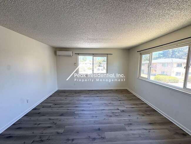 Building Photo - 4536 Ashcroft Ave