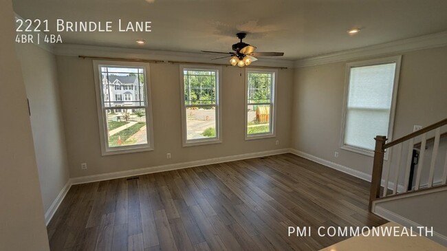 Building Photo - 4 Bed / 3.5 Bath Newly built Townhouse (Av...