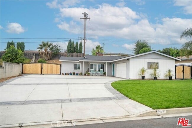 Building Photo - 7386 Alta Cuesta Dr