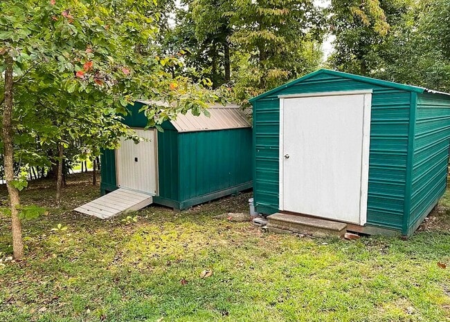 Building Photo - 3 Bed 2 Bath in Jville!