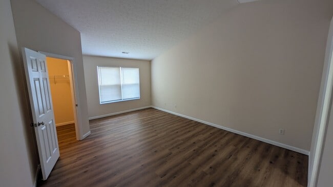 Building Photo - 4BR/2.5BA Middletown Home - Study with French Doors - Pond View