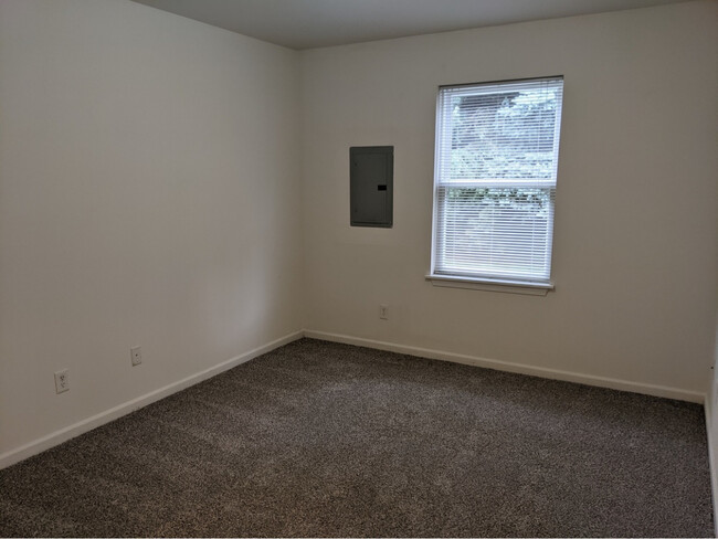 Downstairs Bedroom 3 - 1487 Stonefield Dr