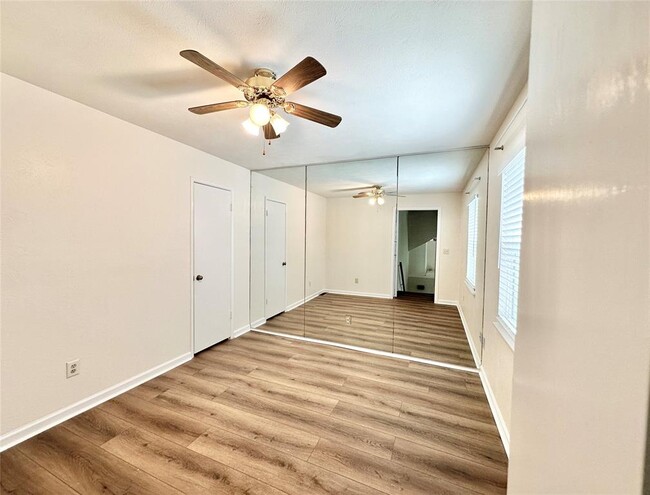 Building Photo - 10118 Spotted Horse Dr