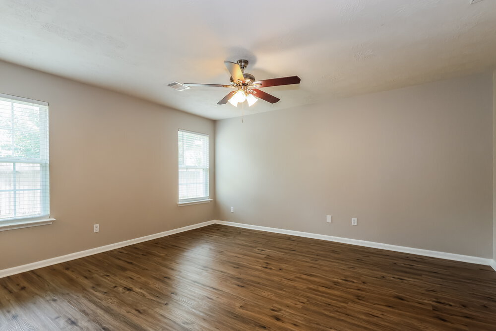 Building Photo - 8138 Sanders Glen Ln