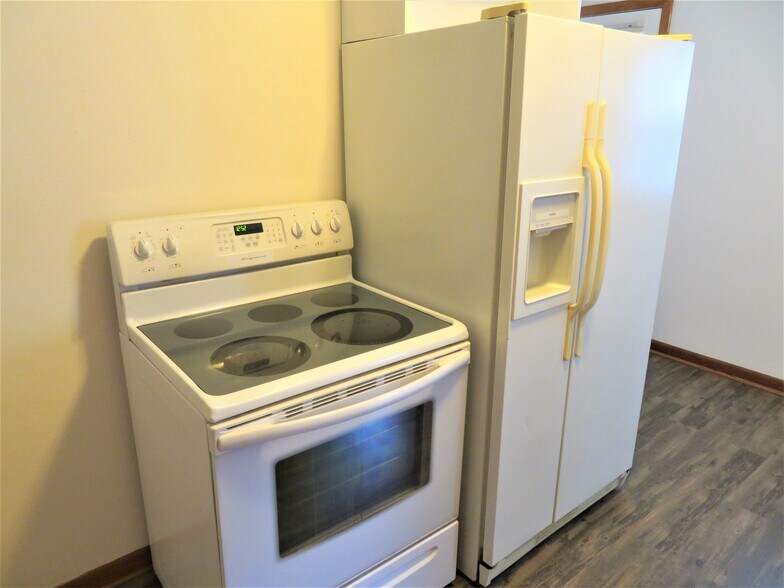 Building Photo - 2317 S Henry St