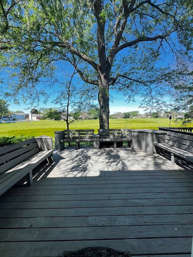 Building Photo - 260 Rodenburg Rd