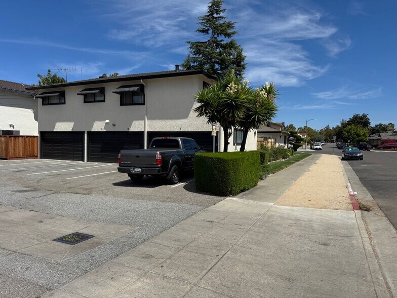 Building Photo - 849 Opal Dr