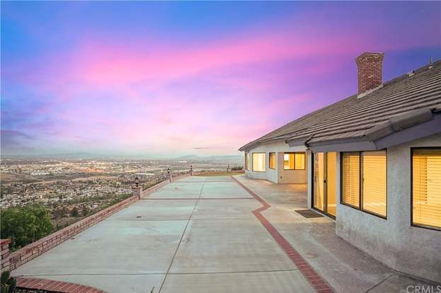 Building Photo - 7380 Live Oak Dr