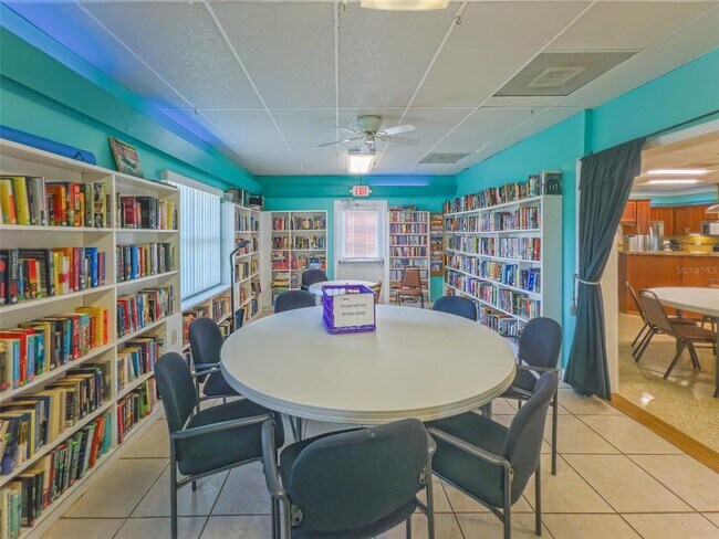 Building Photo - 9262 140th Ln