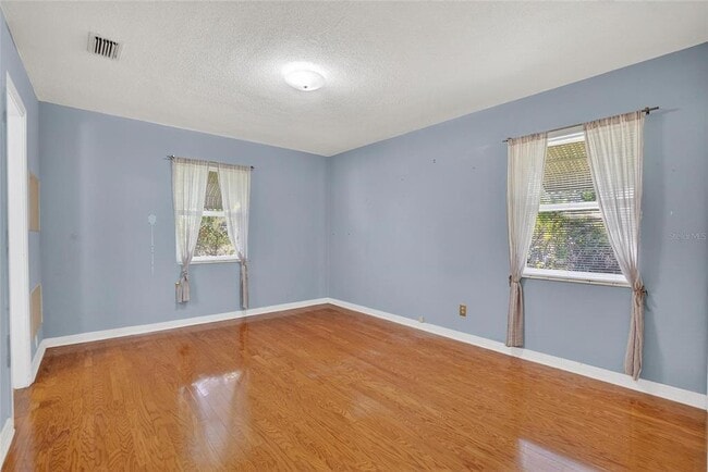 Building Photo - 3107 S Emerson St