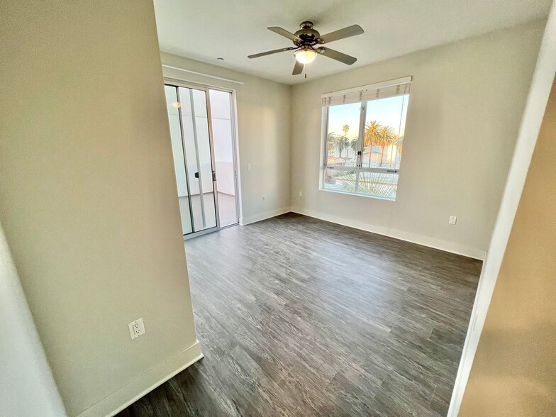 Building Photo - 11929 Courtleigh Dr