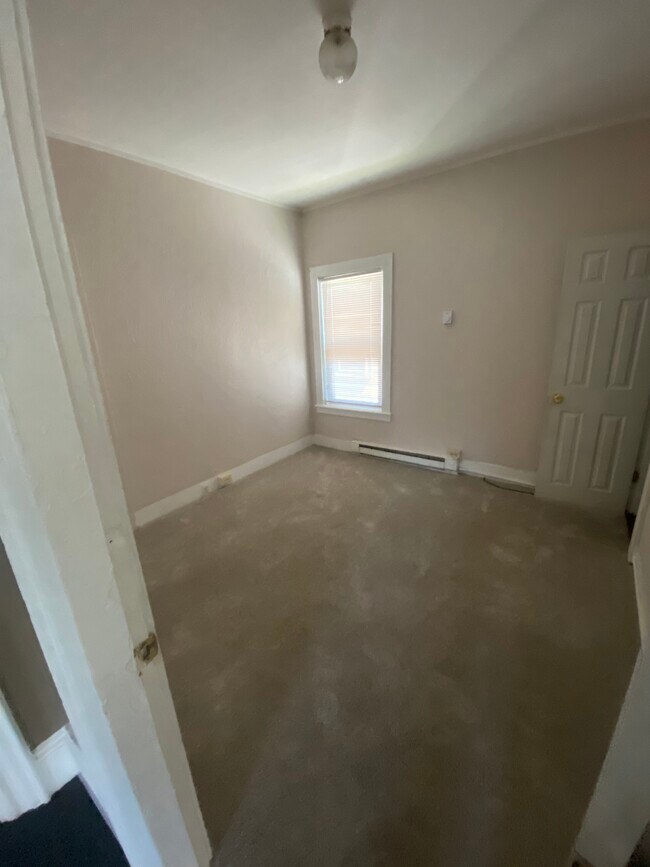 Building Photo - 59 Foster St