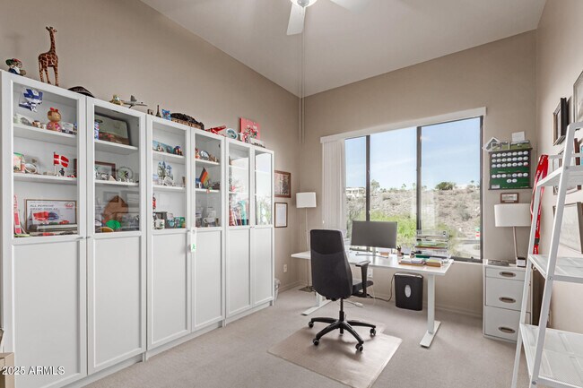 Building Photo - 16340 E Ridgeline Dr
