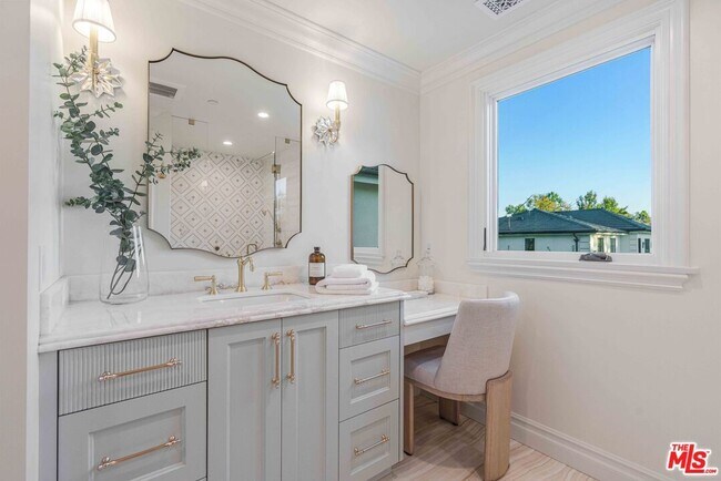 Building Photo - 1900 Bel Air Rd