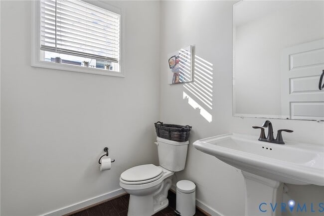 Building Photo - 5271 Old Main St